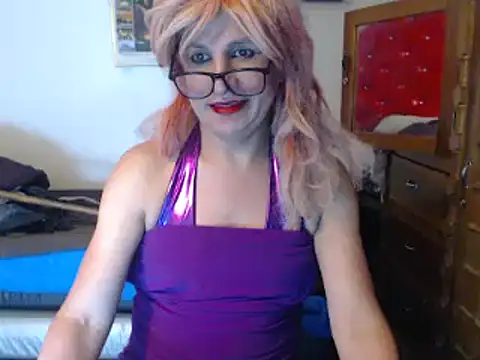 Snapshot of LorenJade chatting on February 4, 2025, 10:10 am LorenJade online show from February 4, 2025, 10:10 am