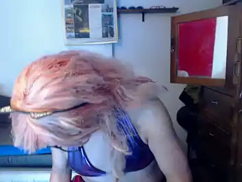 Snapshot of LorenJade chatting on February 20, 2025, 7:45 am LorenJade online show from February 20, 2025, 7:45 am