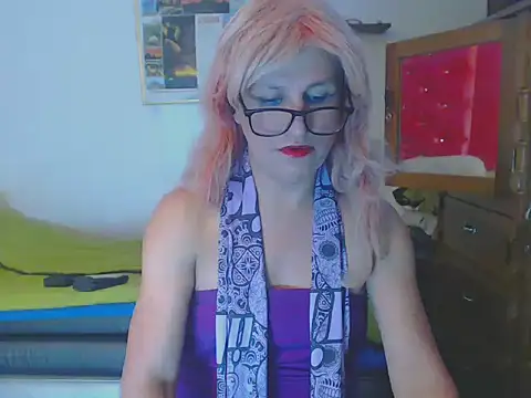 Snapshot of LorenJade chatting on February 26, 2025, 7:09 am LorenJade online show from February 26, 2025, 7:09 am