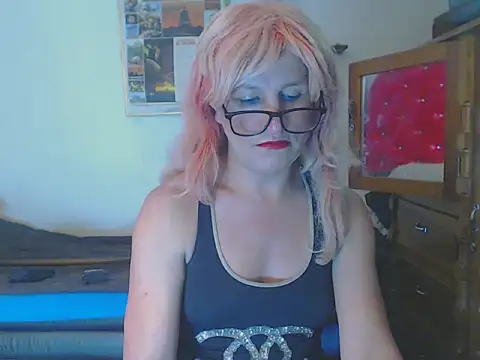 Snapshot of LorenJade chatting on February 27, 2025, 7:23 am LorenJade online show from February 27, 2025, 7:23 am