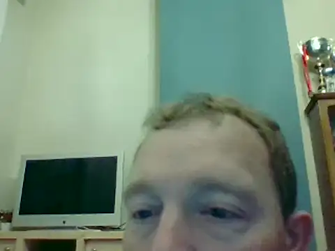 Snapshot of bertolini chatting on March 19, 2025, 6:34 pm bertolini online show from March 19, 2025, 6:34 pm