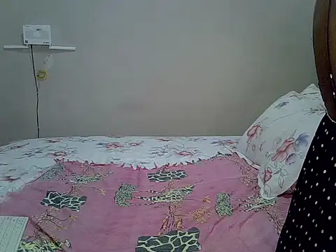 Cariepink online show from July 18, 2026, 6:34 pm