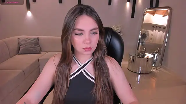 Snapshot of EloisaOlivero chatting on March 20, 2025, 10:10 am EloisaOlivero online show from March 20, 2025, 10:10 am