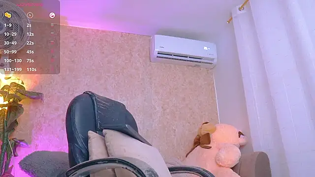 abbyhill27 online show from February 25, 2026, 10:03 am