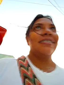 Snapshot of CanelitaPasion chatting on January 17, 2025, 11:18 pm CanelitaPasion online show from January 17, 2025, 11:18 pm