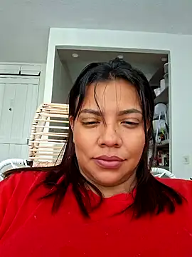 Snapshot of CanelitaPasion chatting on March 20, 2025, 2:21 pm CanelitaPasion online show from March 20, 2025, 2:21 pm