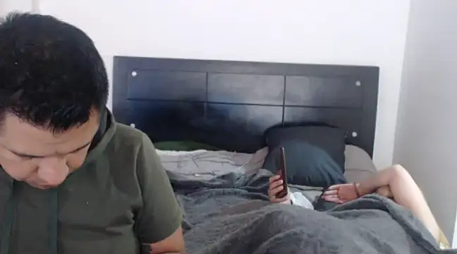 Snapshot of sexy_girls1 chatting on February 17, 2025, 6:26 pm sexy girls1 online show from February 17, 2025, 6:26 pm