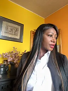 SUUKAM online show from November 13, 2025, 6:18 pm