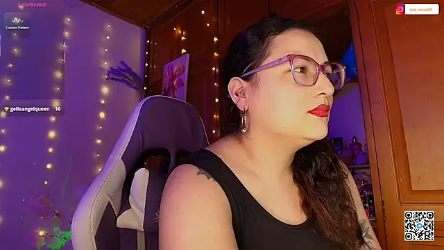Snapshot of eva_rosse69 chatting on May 6, 2026, 12:10 pm eva rosse69 online show from May 6, 2026, 12:10 pm