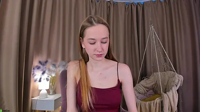 Snapshot of Sweett_Monica chatting on October 12, 2025, 1:04 am Sweett Monica online show from October 12, 2025, 1:04 am