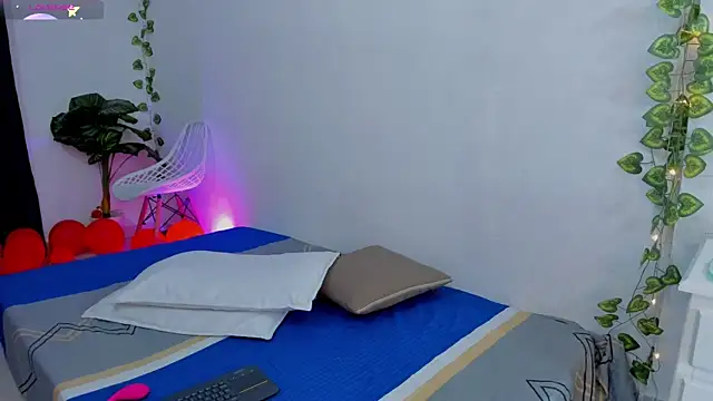 andrea osorio  online show from February 16, 2026, 11:39 am