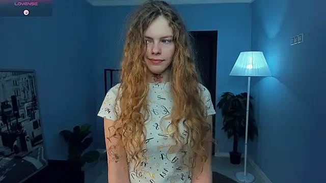 Snapshot of RayaNenlia chatting on February 9, 2026, 5:11 am RayaNenlia online show from February 9, 2026, 5:11 am