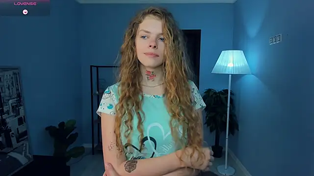 Snapshot of RayaNenlia chatting on February 10, 2026, 5:11 am RayaNenlia online show from February 10, 2026, 5:11 am