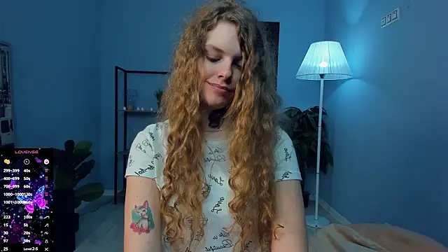 Snapshot of RayaNenlia chatting on February 15, 2026, 7:51 am RayaNenlia online show from February 15, 2026, 7:51 am