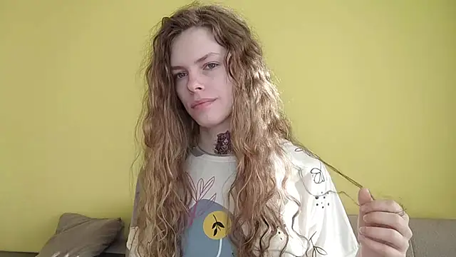 Snapshot of RayaNenlia chatting on March 16, 2026, 5:13 am RayaNenlia online show from March 16, 2026, 5:13 am