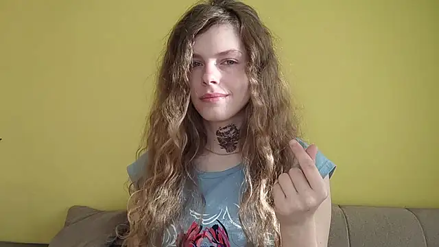 Snapshot of RayaNenlia chatting on March 24, 2026, 5:12 am RayaNenlia online show from March 24, 2026, 5:12 am