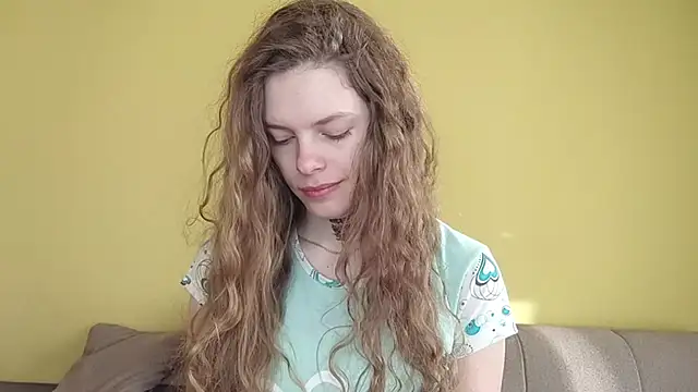 Snapshot of RayaNenlia chatting on March 25, 2026, 5:02 am RayaNenlia online show from March 25, 2026, 5:02 am