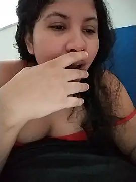 Yara0k online show from January 8, 2026, 8:33 pm