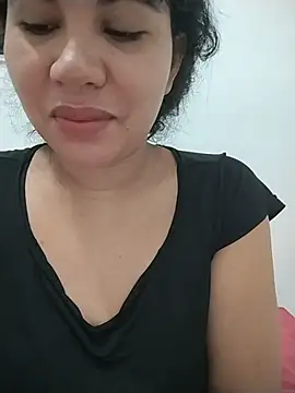 Yara0k online show from May 14, 2026, 7:04 am