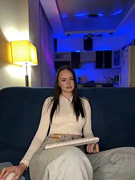 DinaTasty online show from October 21, 2025, 7:03 pm