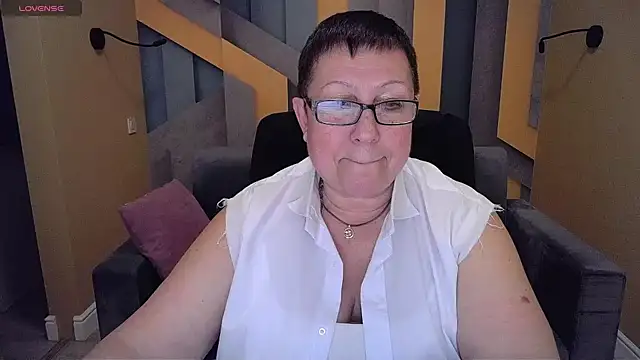 BarbaraTurners online show from December 9, 2024, 9:37 pm