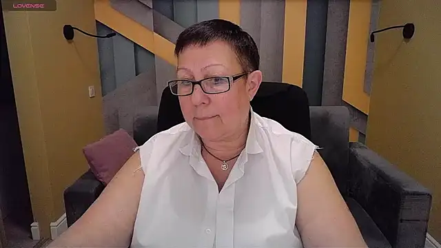 BarbaraTurners online show from December 10, 2024, 3:41 am