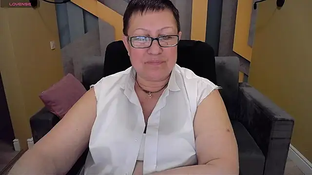 BarbaraTurners online show from December 12, 2024, 12:48 am