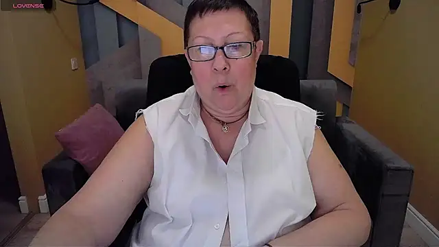 BarbaraTurners online show from December 12, 2024, 3:54 am