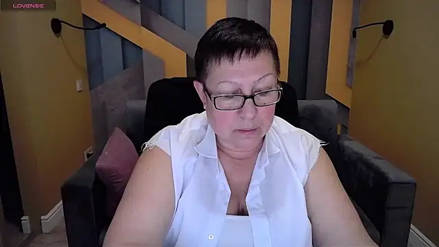 BarbaraTurners online show from December 20, 2024, 9:50 pm
