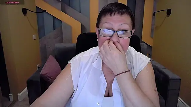 BarbaraTurners online show from December 21, 2024, 12:53 am
