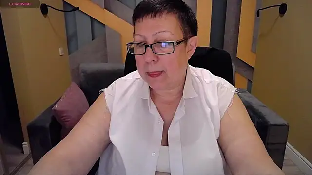 BarbaraTurners online show from December 23, 2024, 6:16 pm