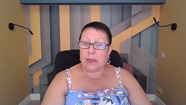 Snapshot of BarbaraTurners chatting on September 17, 2025, 6:20 pm BarbaraTurners online show from September 17, 2025, 6:20 pm