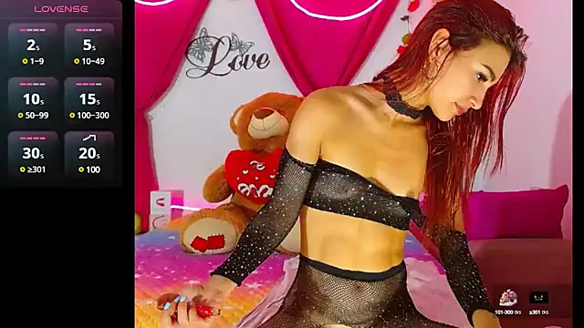 natashakissess online show from February 13, 2025, 4:07 pm