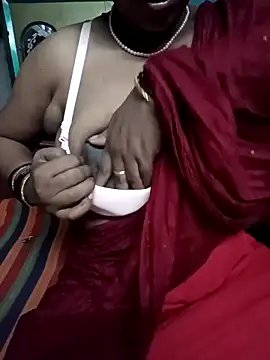 Priya hotgirl23 online show from September 30, 2025, 12:15 am
