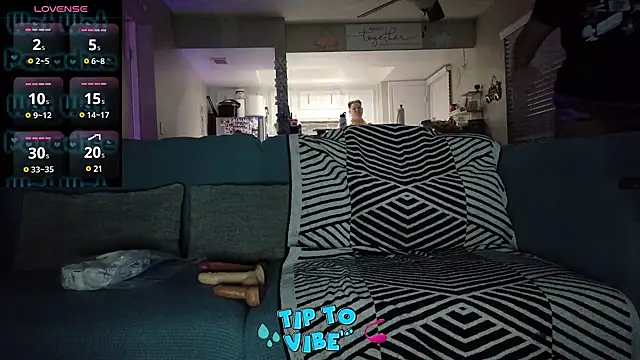 honeeyyy pot online show from December 4, 2024, 12:30 am