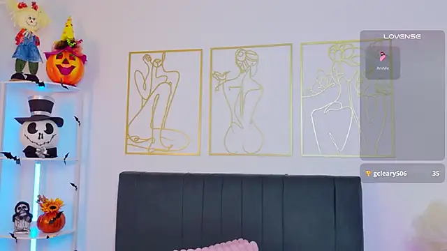 summer holiday online show from October 18, 2025, 5:54 am