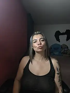 charlotedoll online show from June 19, 2026, 12:48 am