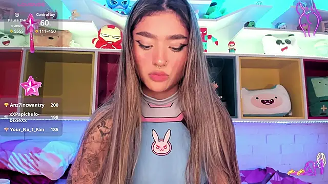 Snapshot of Arianavillada chatting on March 2, 2025, 9:31 am Arianavillada online show from March 2, 2025, 9:31 am