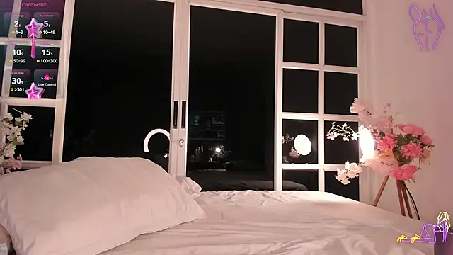 Snapshot of Arianavillada chatting on March 22, 2025, 9:13 am Arianavillada online show from March 22, 2025, 9:13 am