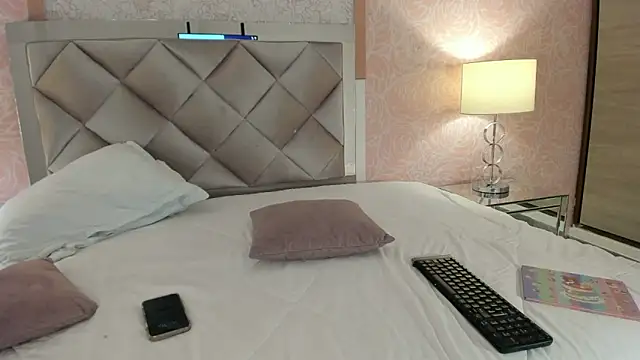 Snapshot of Arianavillada chatting on September 10, 2025, 3:17 am Arianavillada online show from September 10, 2025, 3:17 am