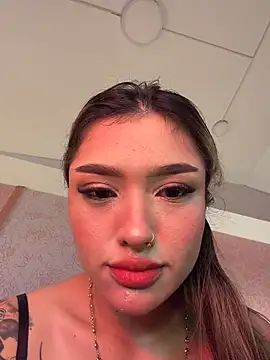 Snapshot of Arianavillada chatting on February 14, 2026, 3:14 am Arianavillada online show from February 14, 2026, 3:14 am