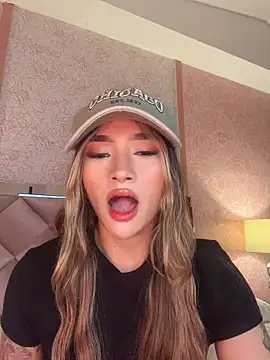 Arianavillada online show from April 24, 2026, 3:42 am