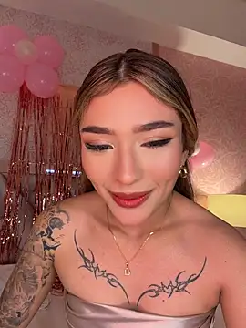 Arianavillada online show from May 3, 2026, 3:34 am