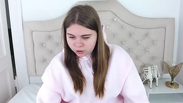 AbbyPleasure online show from December 16, 2024, 7:58 am