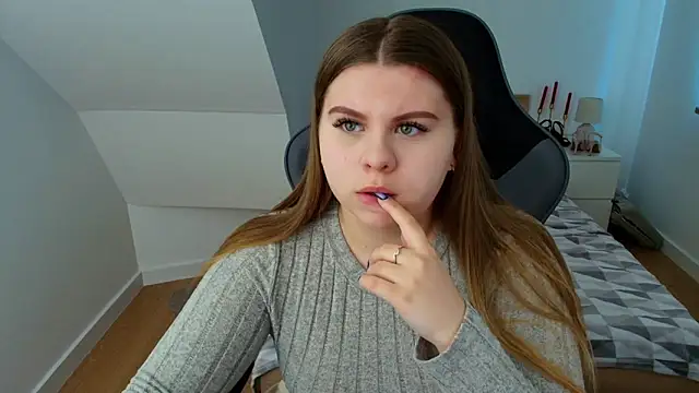 AbbyPleasure online show from April 24, 2026, 12:18 pm