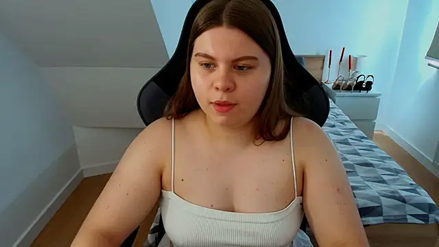 AbbyPleasure online show from June 30, 2026, 8:37 am