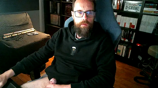 MeSteff online show from May 7, 2026, 7:19 pm