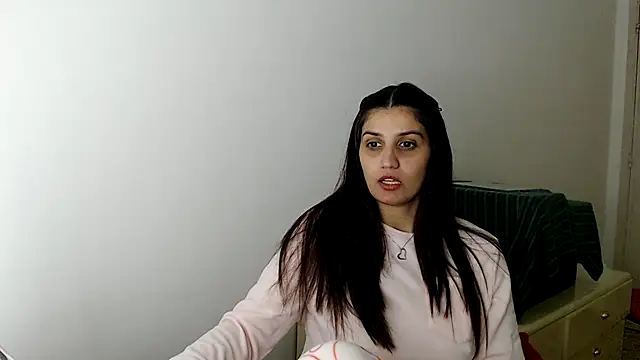 ZajiraShane online show from February 3, 2026, 8:47 pm