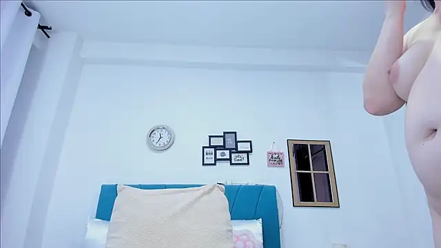 kamila lopez online show from March 6, 2026, 8:38 pm