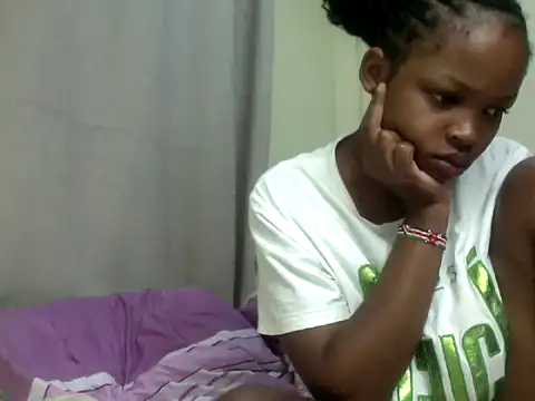 queen-sasha online show from November 25, 2025, 6:57 am